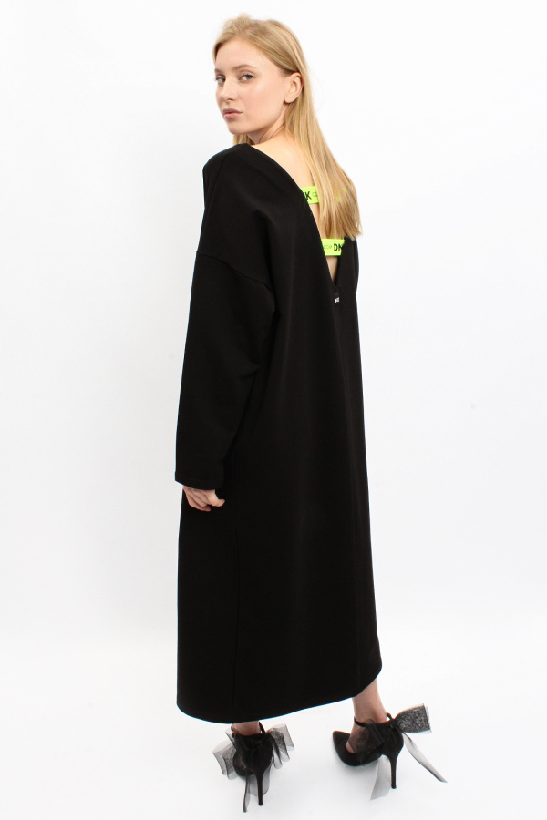 Платье с открытой спиной Платье с открытой спиной