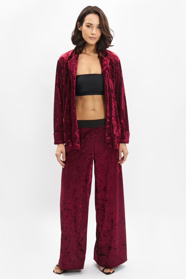 Костюм из велюра