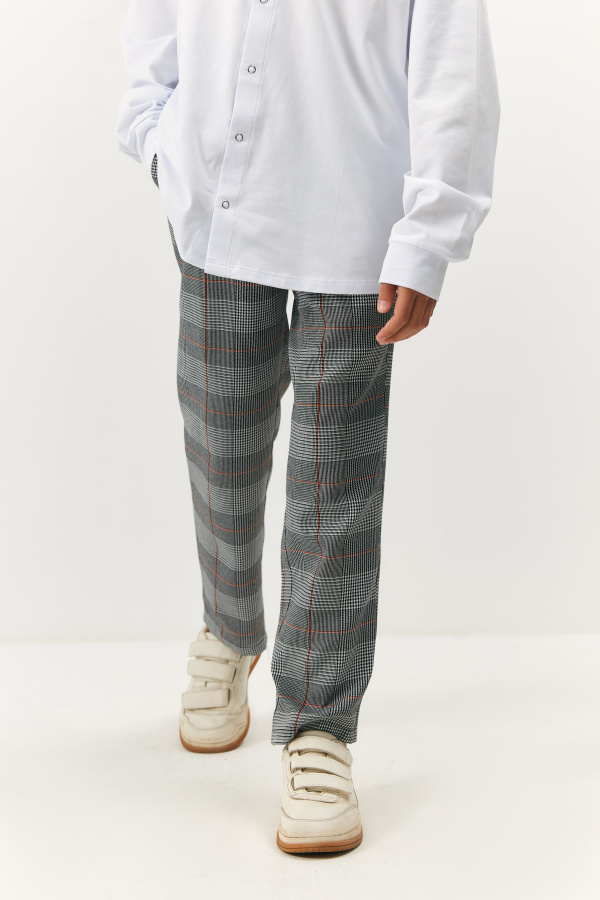 Брюки в клетку серый