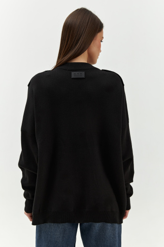 Свитер с погонами