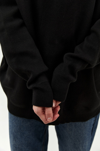 Свитер с погонами