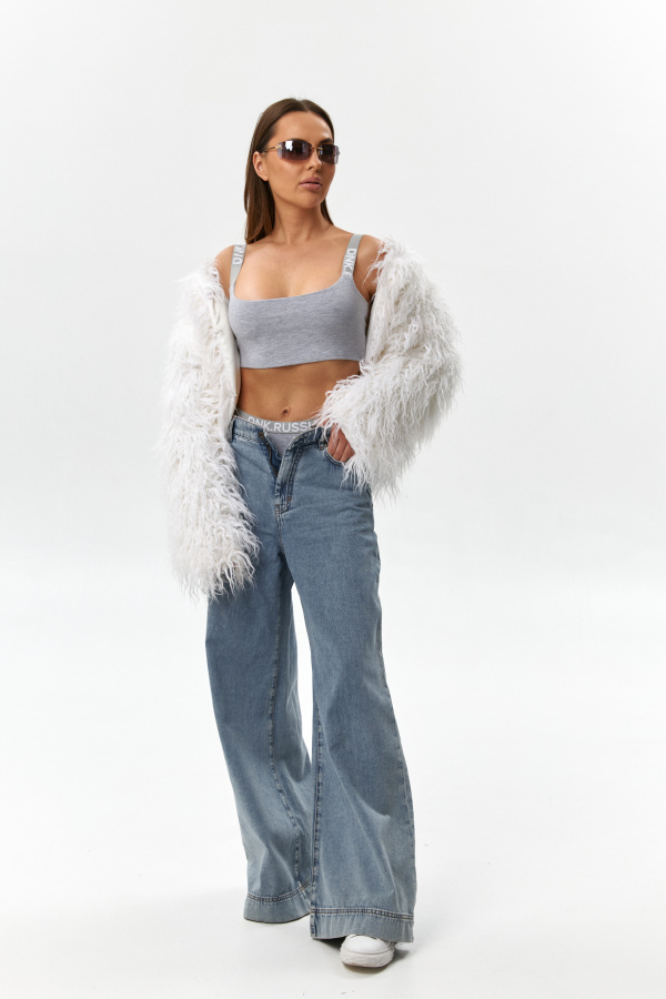 Топ на бретелях