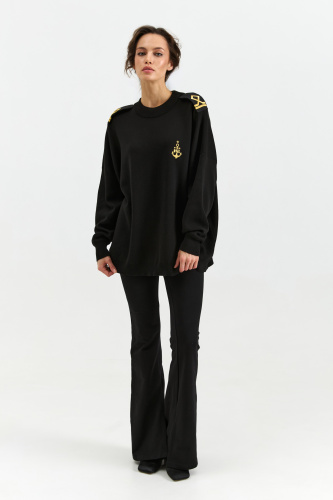 Свитер с погонами