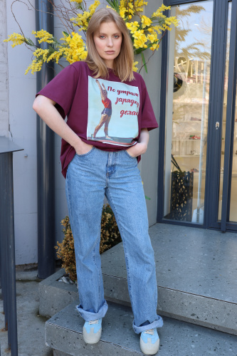 Футболка Зарядка